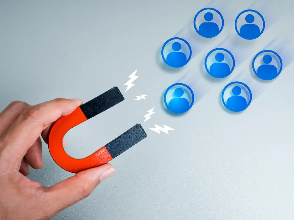 10 ترفند طلایی برای جذب کاربران بیشتر به سایت های خدماتی و فروشگاهی